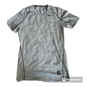 Nike Pro Fitted Short Sleeve Shirt Mens Size S Gray